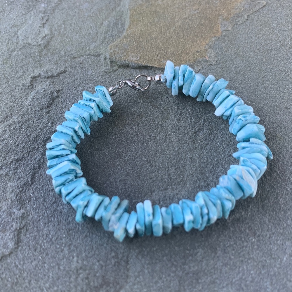 Vintage Y2k Sky Blue Puka Shell Bracelet